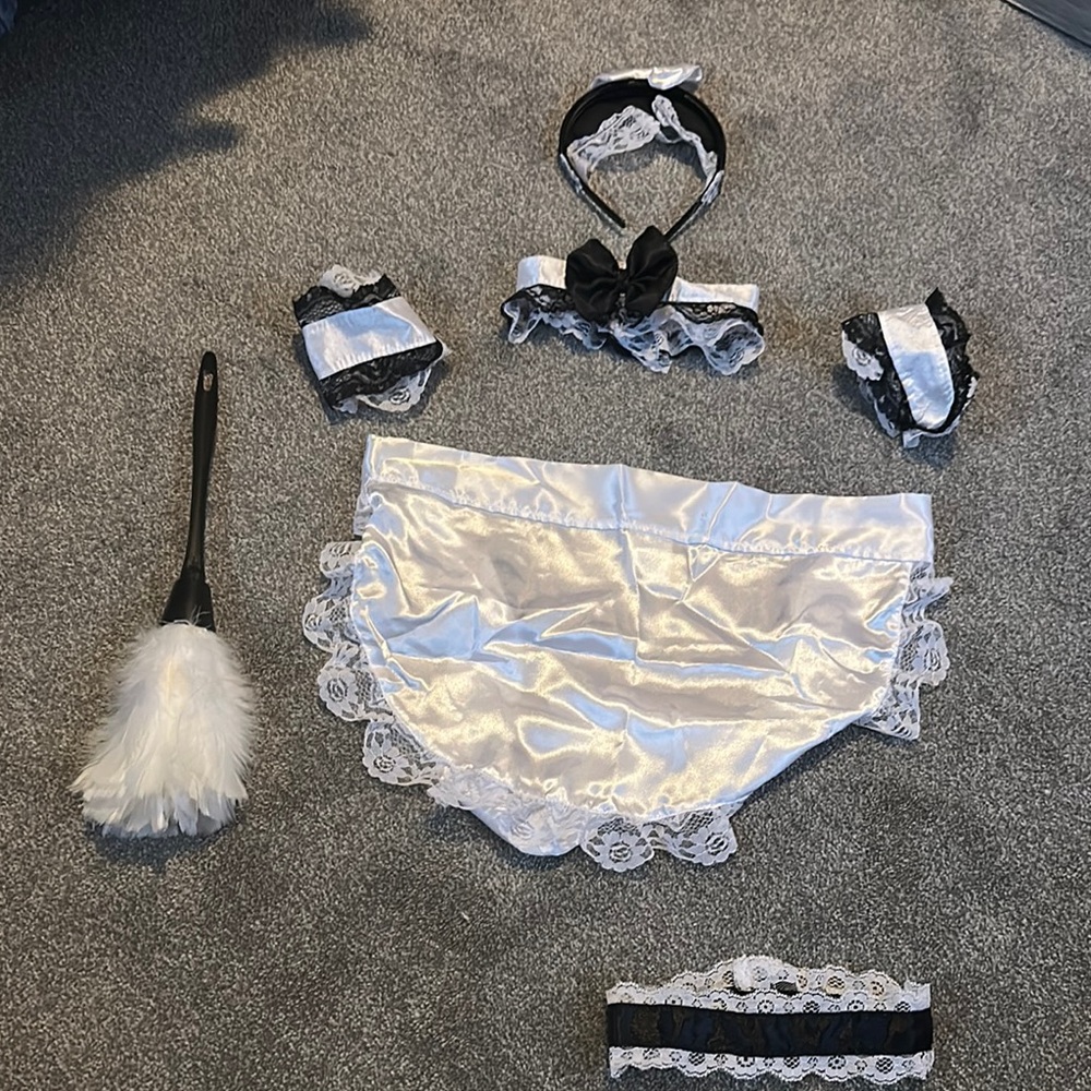 Elegant Black and White Halloween Costume